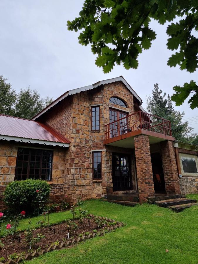 Alm-Ü Villa Dullstroom Exterior foto