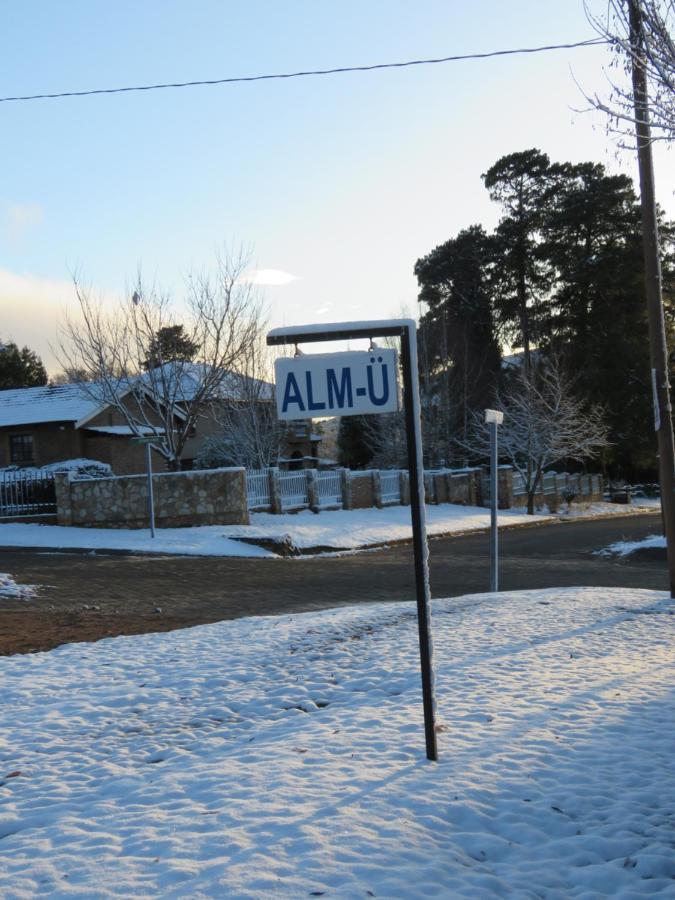 Villa Alm-Ü Dullstroom Exterior foto
