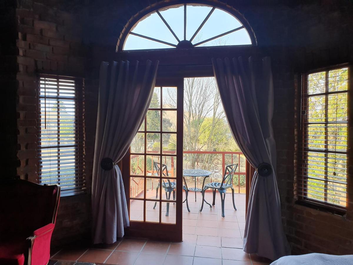 Villa Alm-Ü Dullstroom Exterior foto